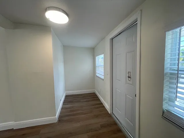 413 North E Street Lake Worth Beach, FL — Photo 4