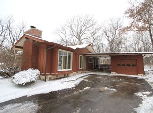 21430 W Bagpipe Ct, New Berlin, WI 53146