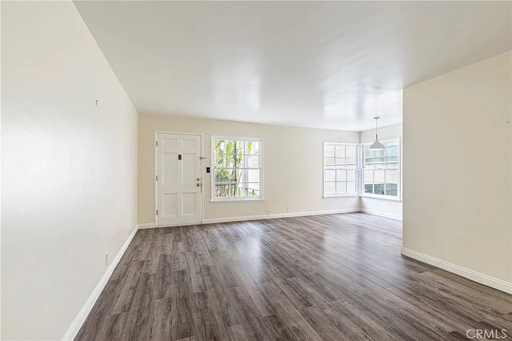 1 bed, 650 sqft, $2,700 — Photo 3