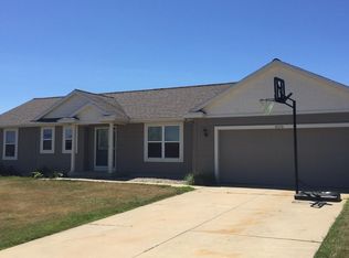4256 Homestead Dr, Wayland, MI 49348