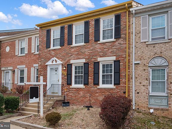 3rd image of 7816 Stovall Ct