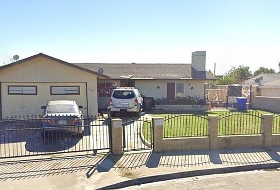 3rd image of 16005 Hawthorne Ave