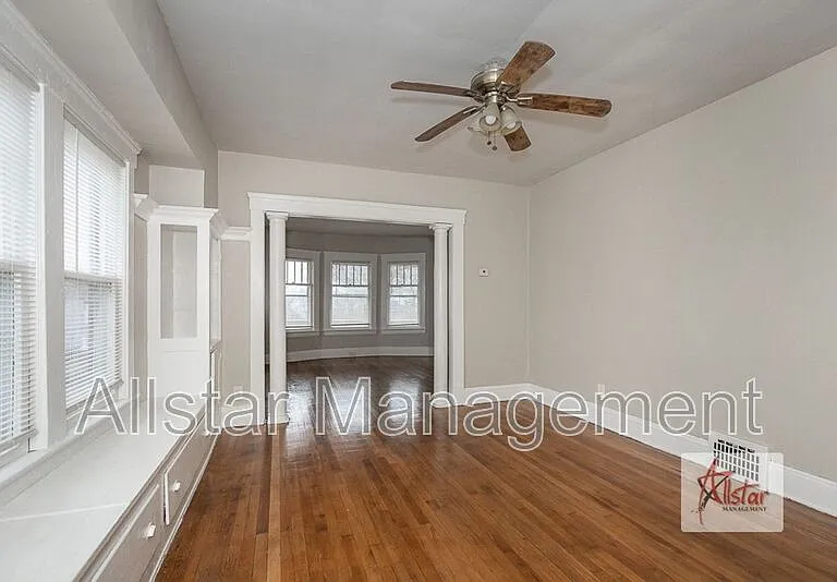 11602 Tuscora Ave #UP — Photo 16
