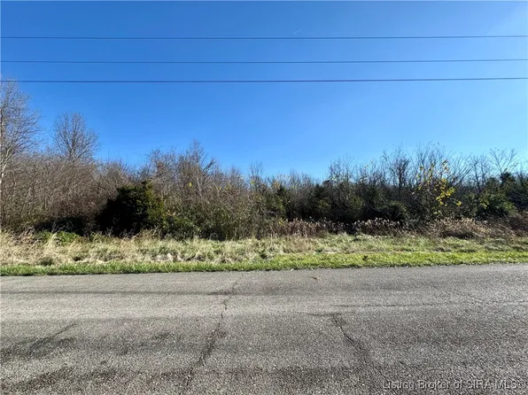 E Side W West End Road, Pekin, IN 47165