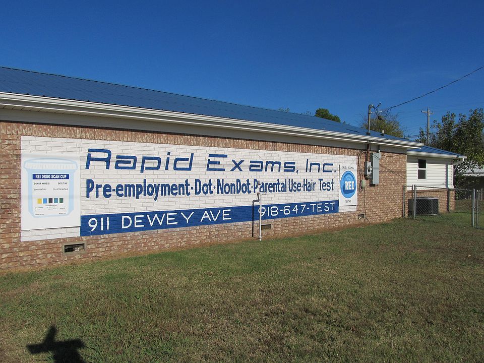 1st image of 911 Dewey Ave