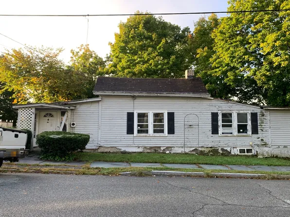 117 Orchard St, Walden, NY 12586