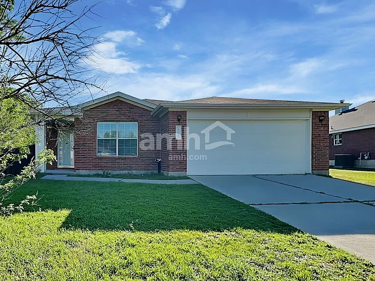 161 Spring Branch Loop — Photo 1