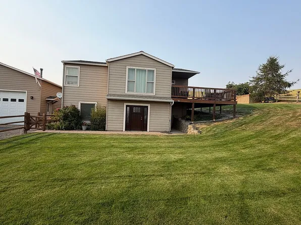 504 E Sunset Ave, Genesee, ID 83832