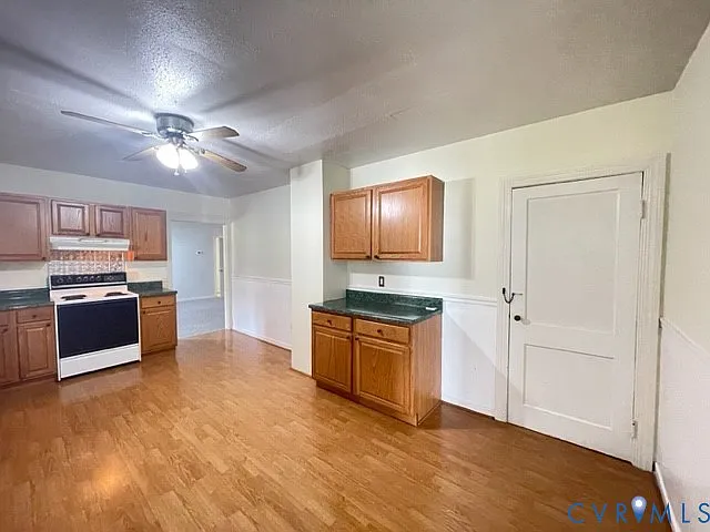 15352 Binns Rd — Photo 34