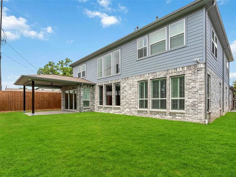 1303 Gardenia Dr — Photo 27