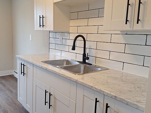 3rd image of 73 N Park St