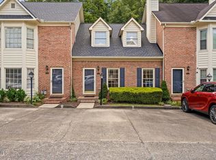 303 Ashley Oaks Private Dr, Kingsport, TN 37663