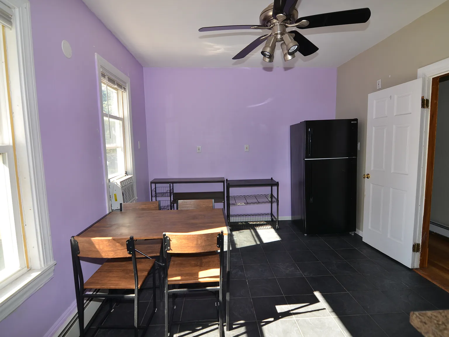 2 bed, 1000 sqft, $2,000 — Photo 3