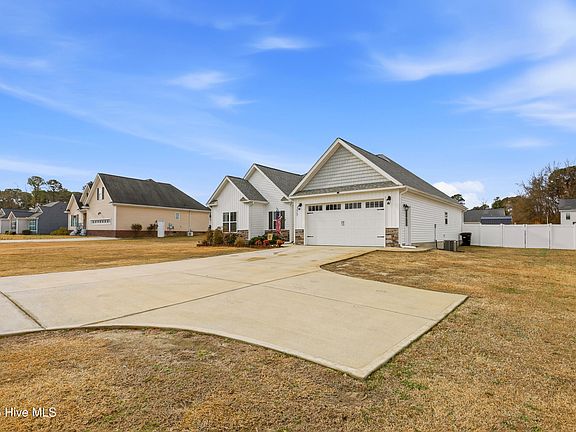 2nd image of 375 Perkins Road