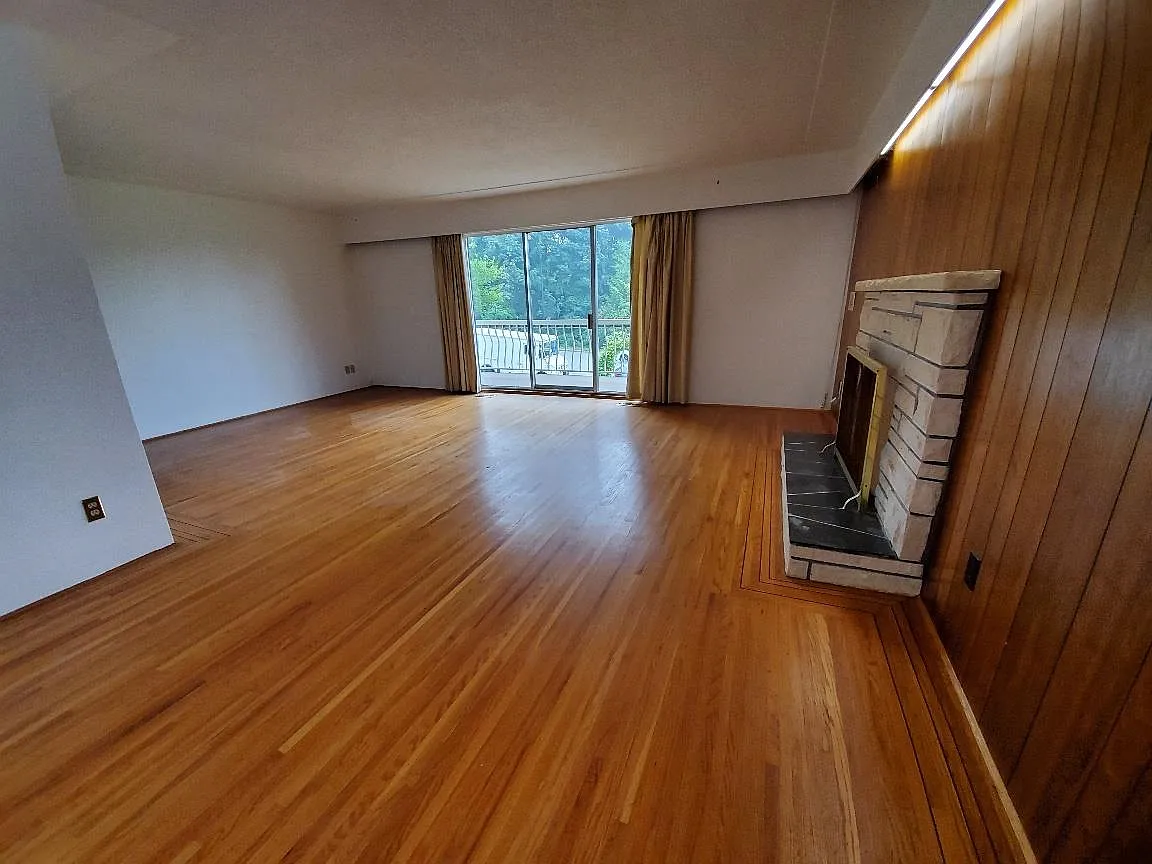 4 bed, 1600 sqft, $3,500 — Photo 2