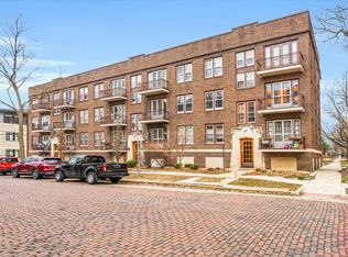 309 N Prairie St APT 10, Champaign, IL 61820
