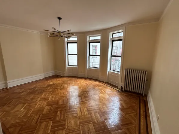 2619 Bedford Avenue image 1 of 10