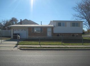 334 Valley View Dr, Tooele, UT 84074