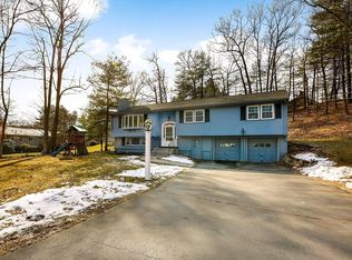 3 Bow St, Medfield, MA 02052