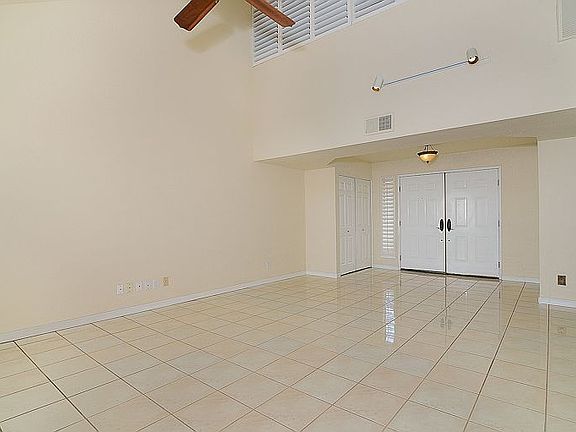 5th image of 7945 Sawgrass Cir