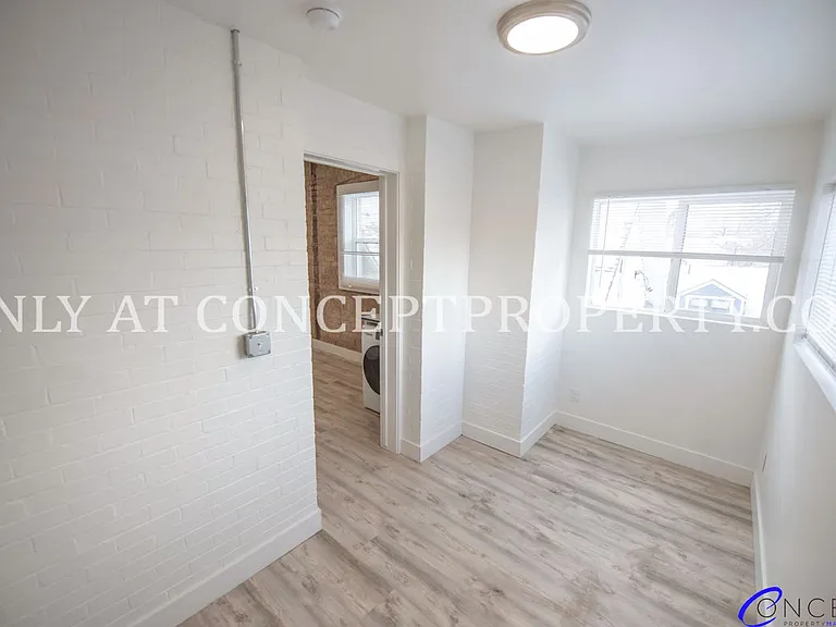 First Avenue Flats — Photo 157