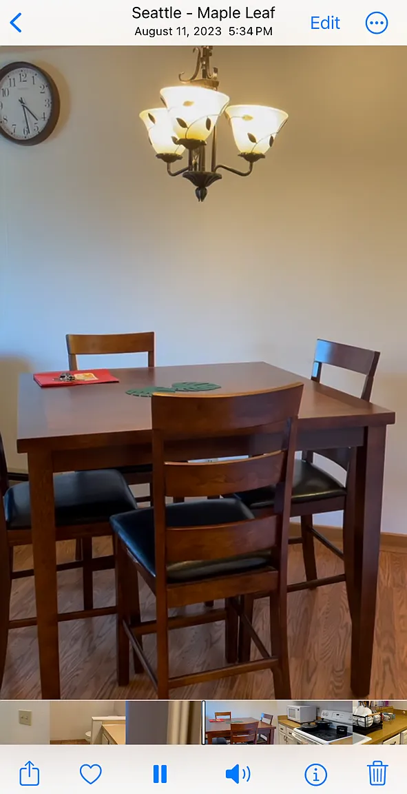 2 bed, 1.5 bath, 1100 sqft, $2,240 — Photo 3