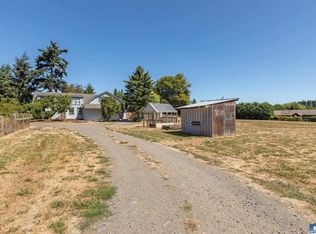 404 Shore Rd, Pt Angeles, WA 98362