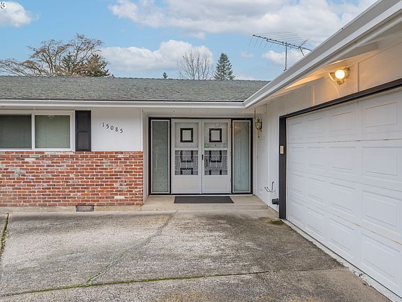 3rd image of 15085 SE Carol Ave
