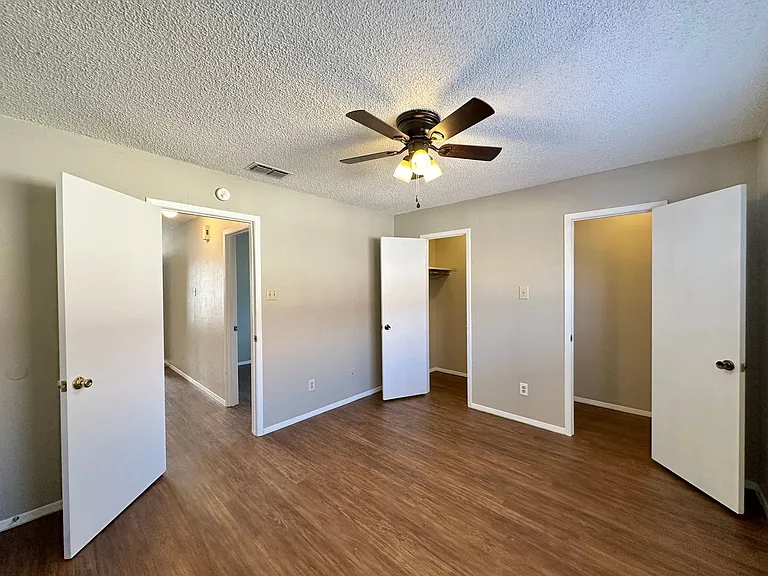 3708 Trotwood Trl — Photo 14