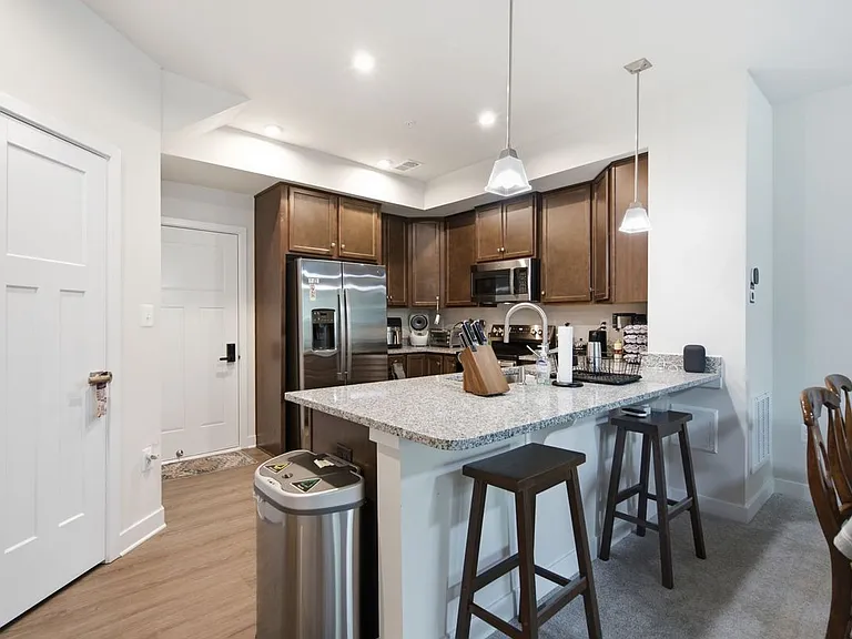 212 Matisse Pl — Photo 8