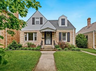 7738 W Rascher Ave, Chicago, IL 60656