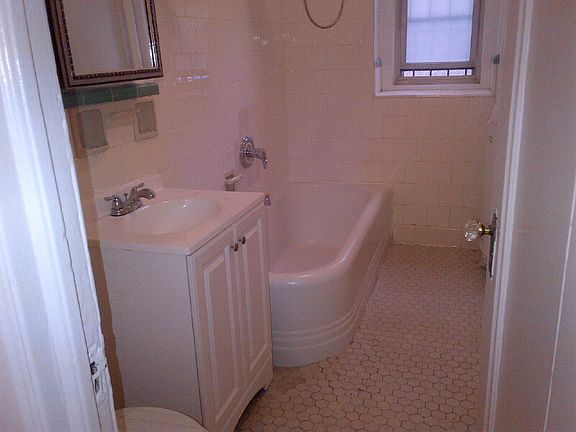 5th image of 508 W 112th St APT 1A