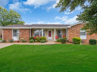 203 Kingswood Dr, Clarksville, TN 37043