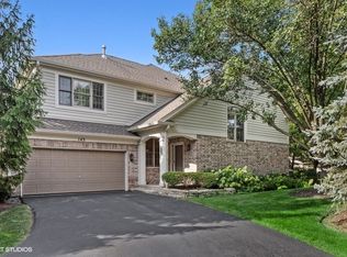 143 Fairway Dr, La Grange, IL 60525