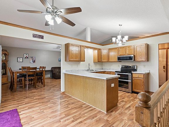 5th image of 3837 Tami Ter