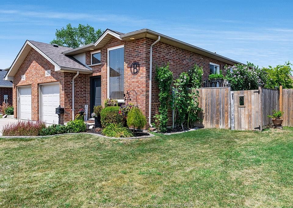 1st image of 420 Marla Cres