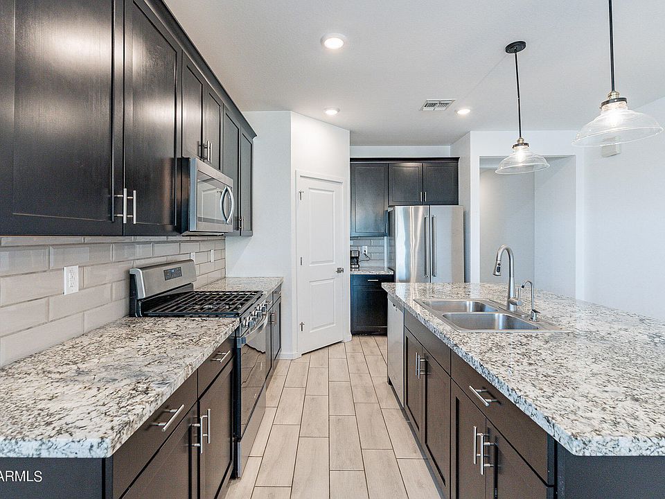1st image of 8877 N 185TH Drive