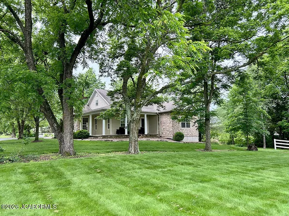 5000 E Eagle Ridge Rd, Columbia, MO 65201