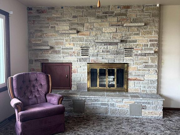 3rd image of 6621 Old Sauk Road