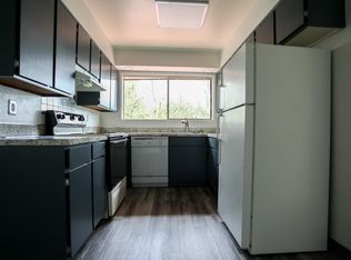 1462 SW 66th Ave, Portland, OR 97225