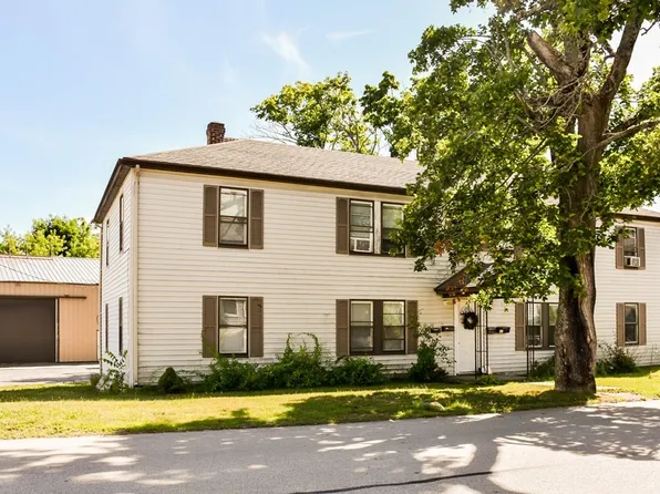 11 Hartley St, Webster, MA 01570