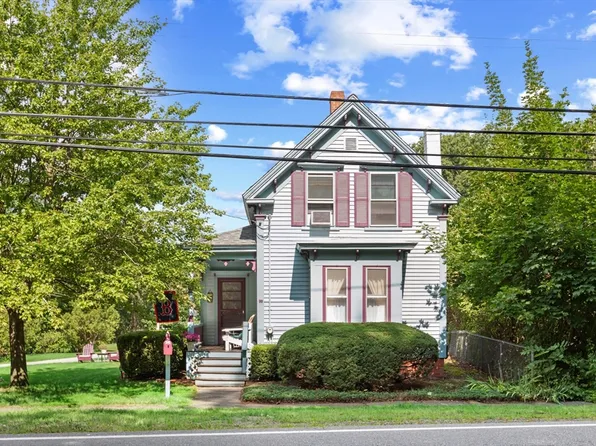 99 Congress St, Amesbury, MA 01913