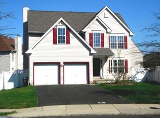 7909 Lawndale Ave, Philadelphia, PA 19111