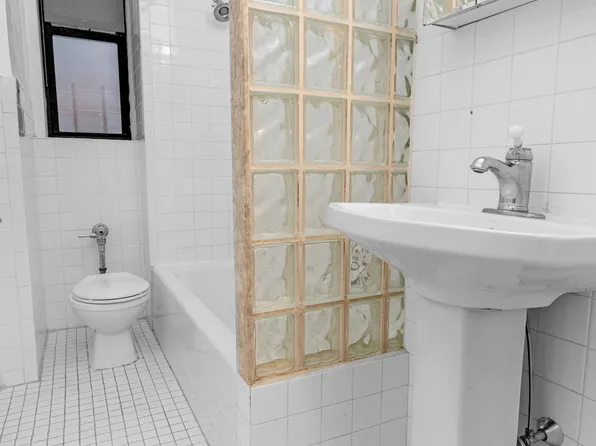 740 West End Avenue image 15 of 15