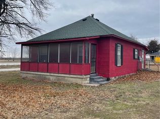 216 W South St, Arma, KS 66712