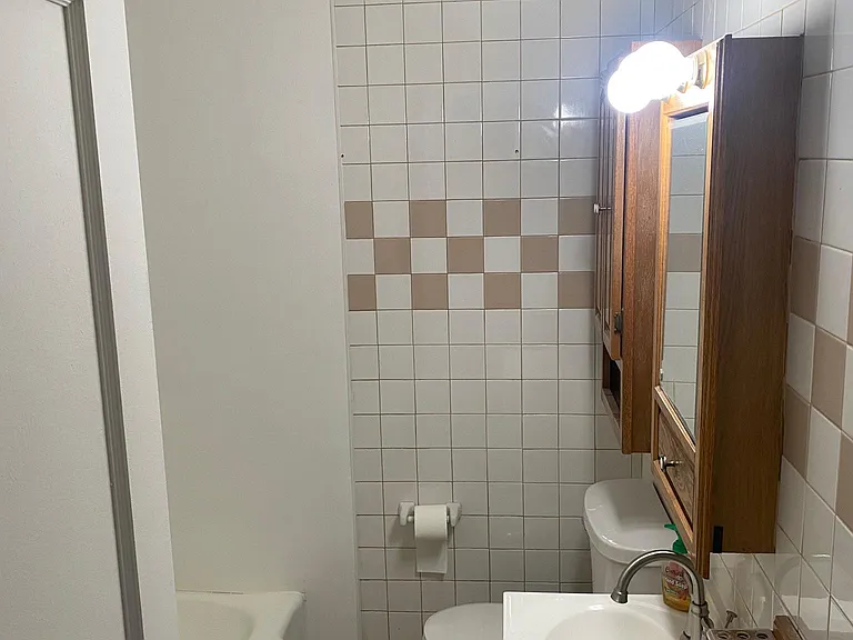 2200 Oak Ln — Photo 14