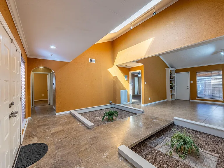 6030 Gallant Forest Dr — Photo 5