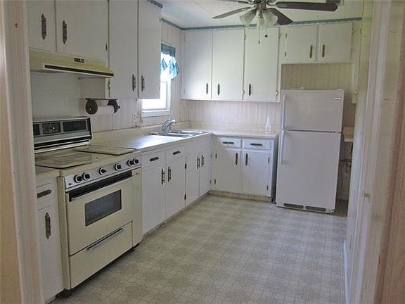 4th image of 1207 Taylor Ave