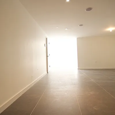 Rented by Nooklyn NYC LLC | media 35