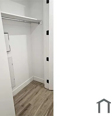 3 bed, $3,811 — Photo 3